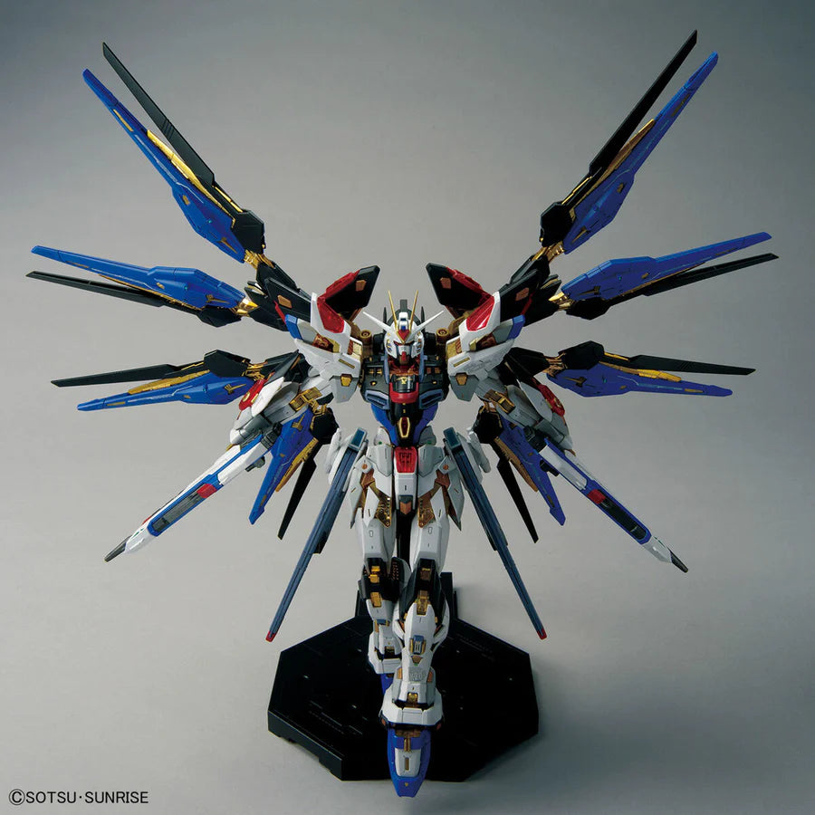 Bandai MGEX 1/100 Strike Freedom Gundam ZGMF-X20A Model Kit