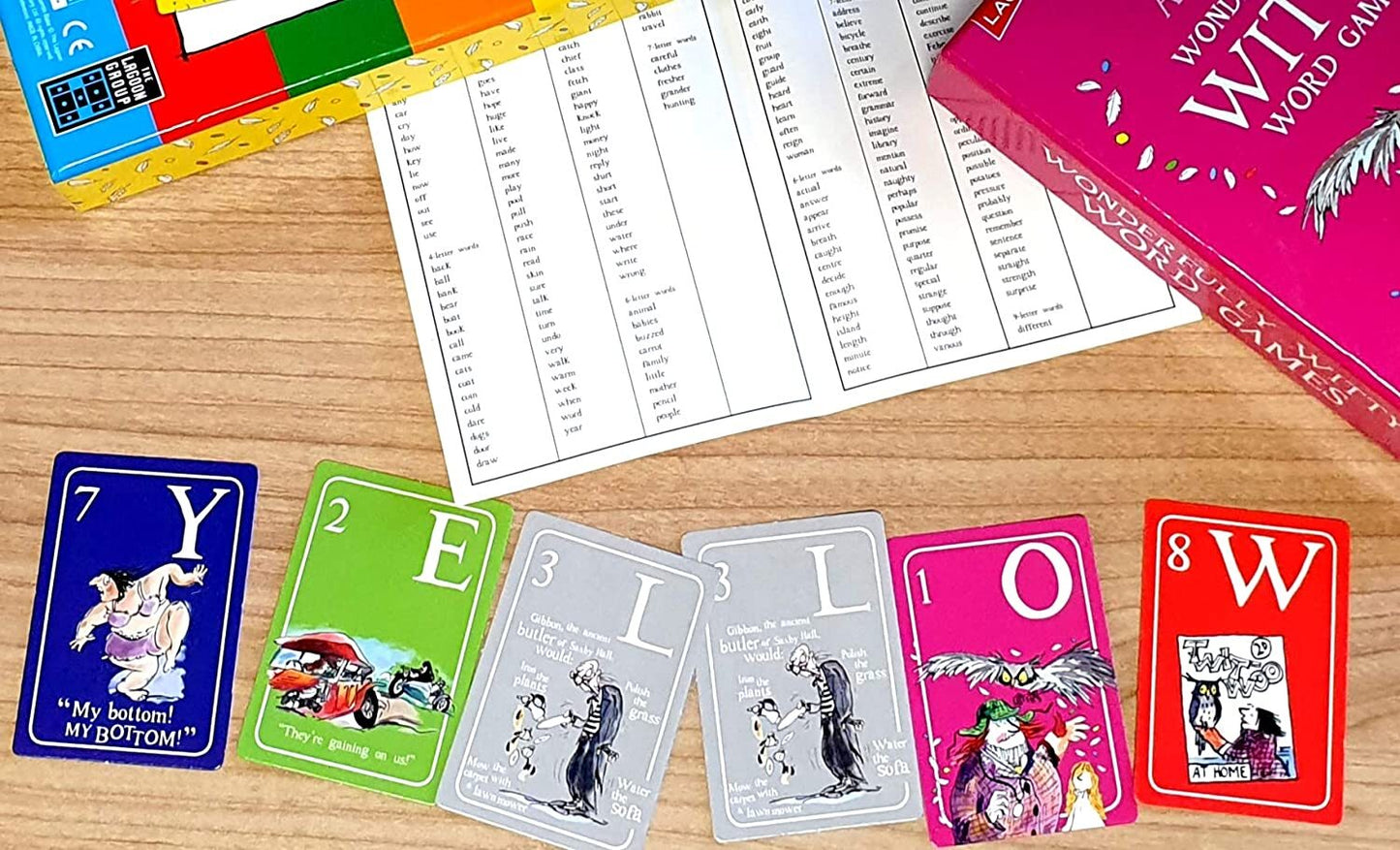 Awful Auntys Witty Word Card Game - World of David Walliams Childrens Games