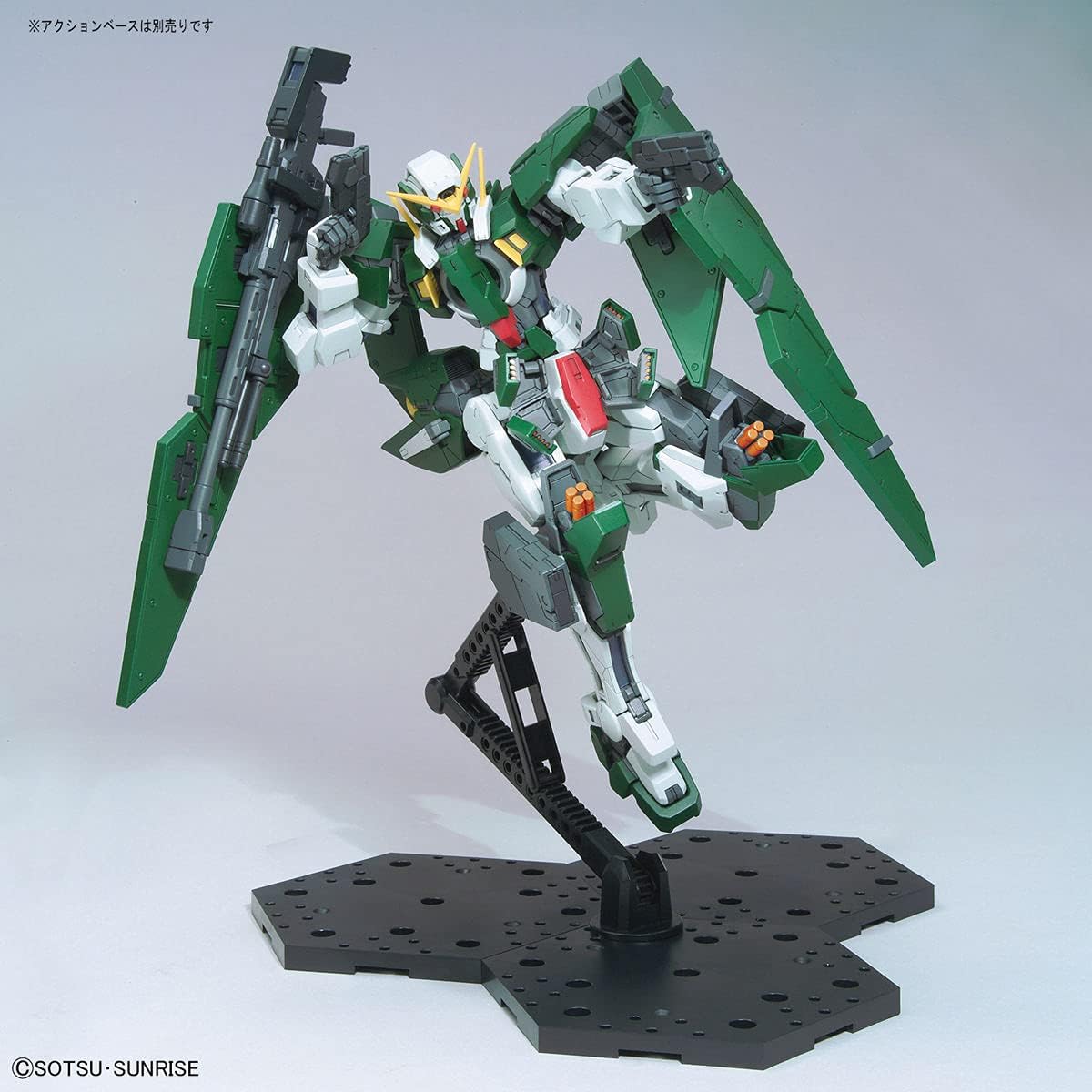 Bandai Gundam MG 1/100 Dynames Model Kit