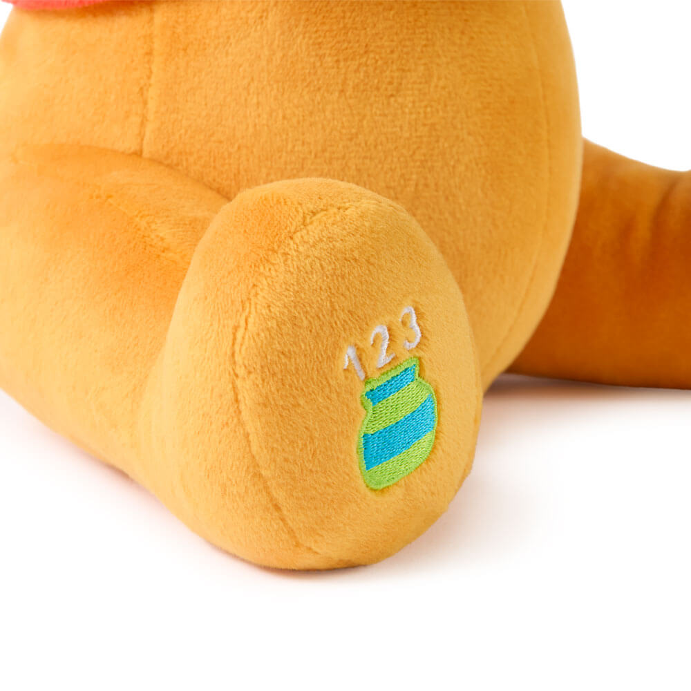 GUND Animated Disney Peek-a-Boo Winnie the Pooh Animated Plush 30cm