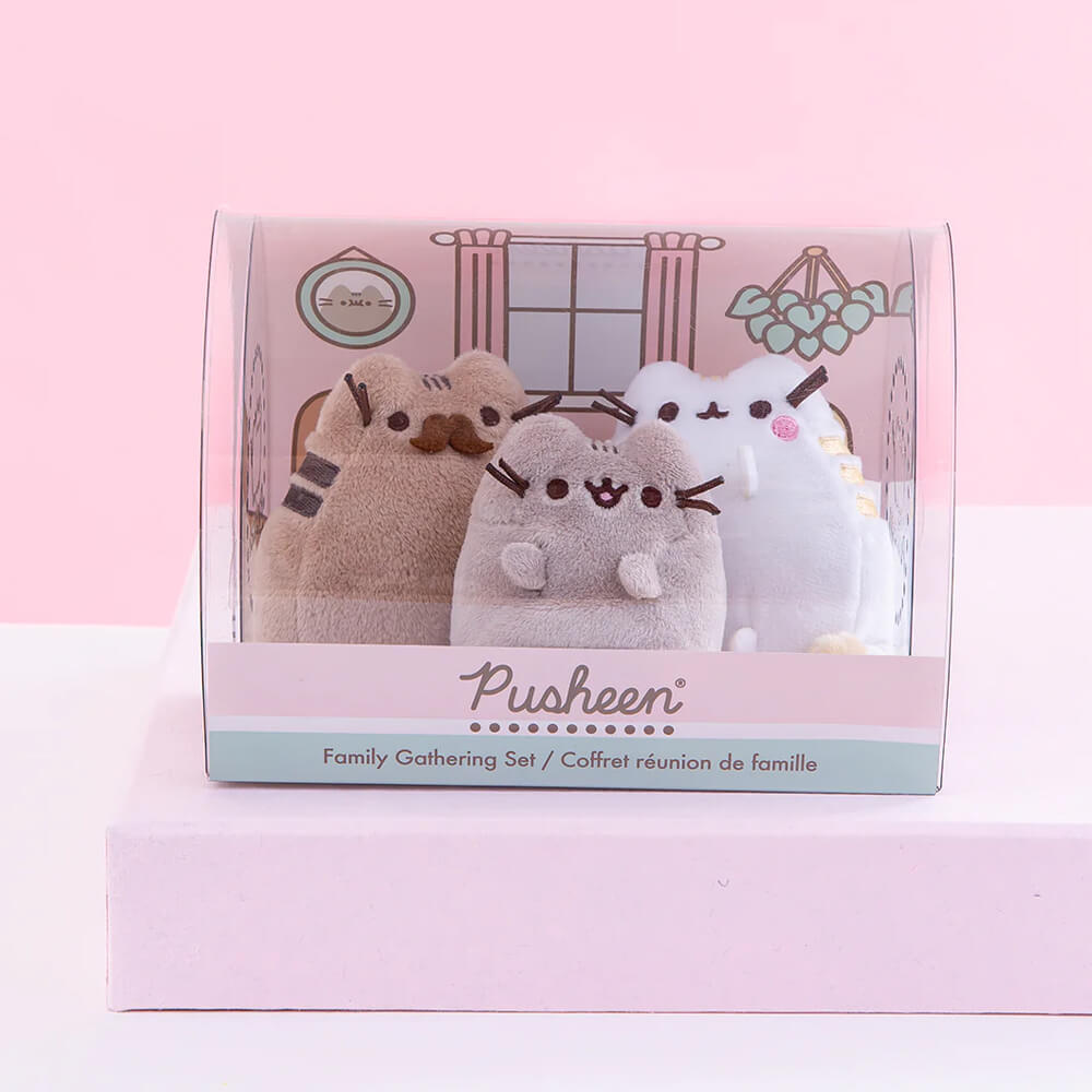 Pusheen Family Gathering Plush Set