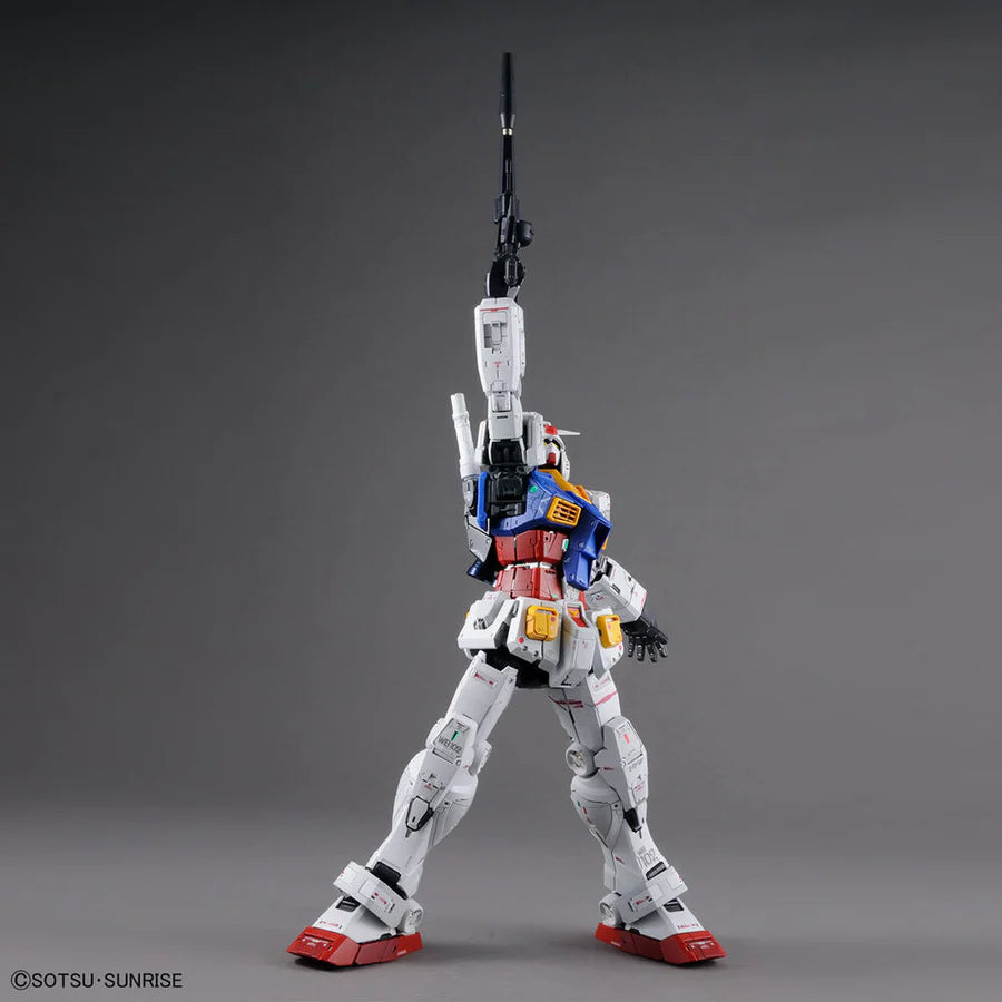 Bandai Gundam PG 1/60 Unleashed RX-78-2 Gundam Model Kit