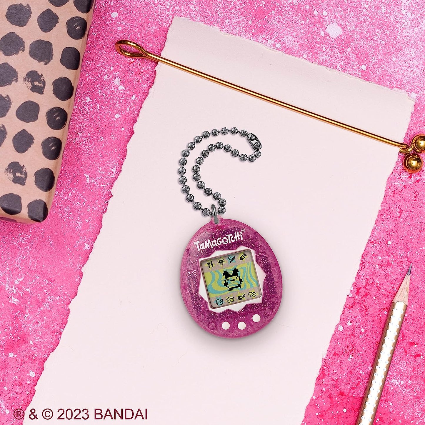 Genuine Bandai Tamagotchi Gen 2 - Pink Glitter