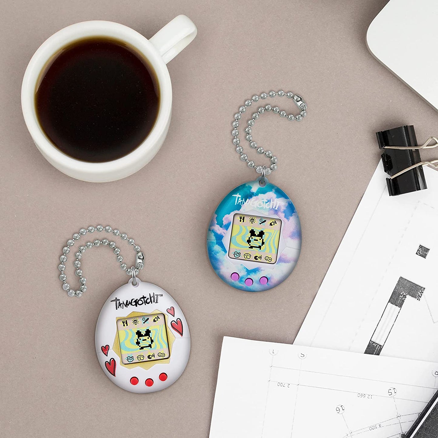 Genuine Bandai Tamagotchi Gen 2 - Original Sky