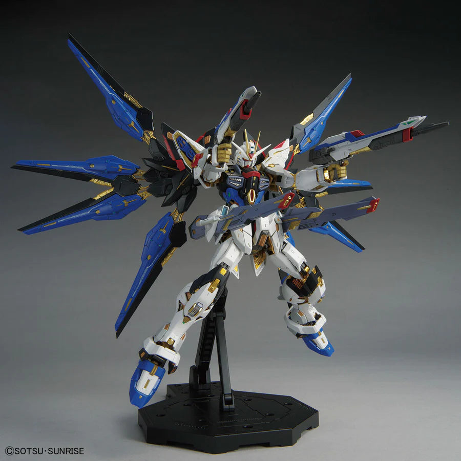 Bandai MGEX 1/100 Strike Freedom Gundam ZGMF-X20A Model Kit