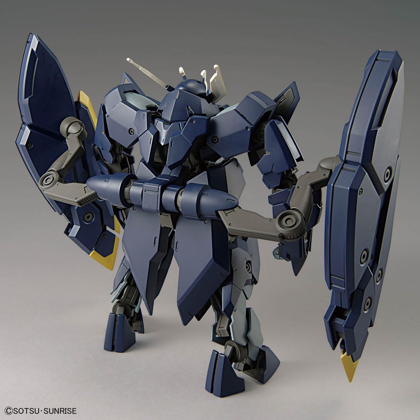 Bandai Gundam  - HG 1/144 Gundam Zagan Model Kit