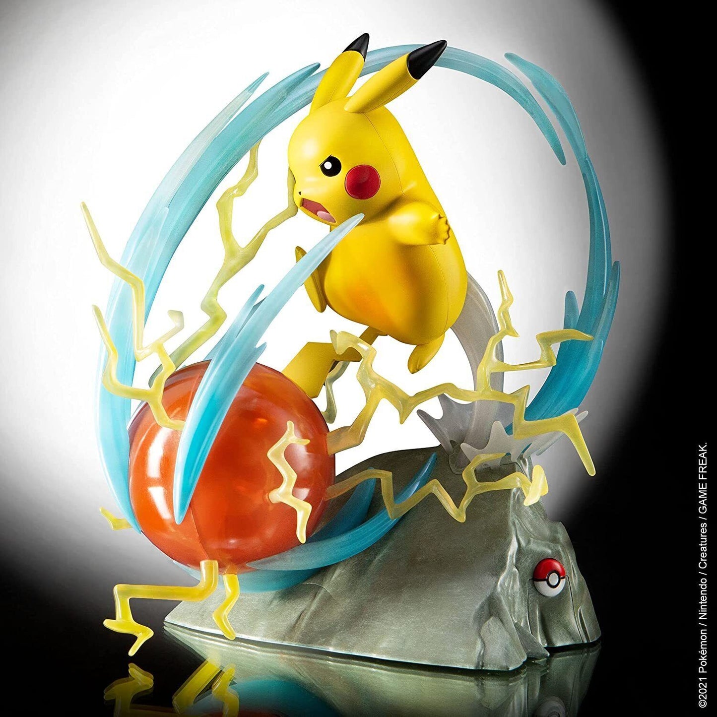 Pokemon Light FX Pikachu 1/10 Deluxe Figure