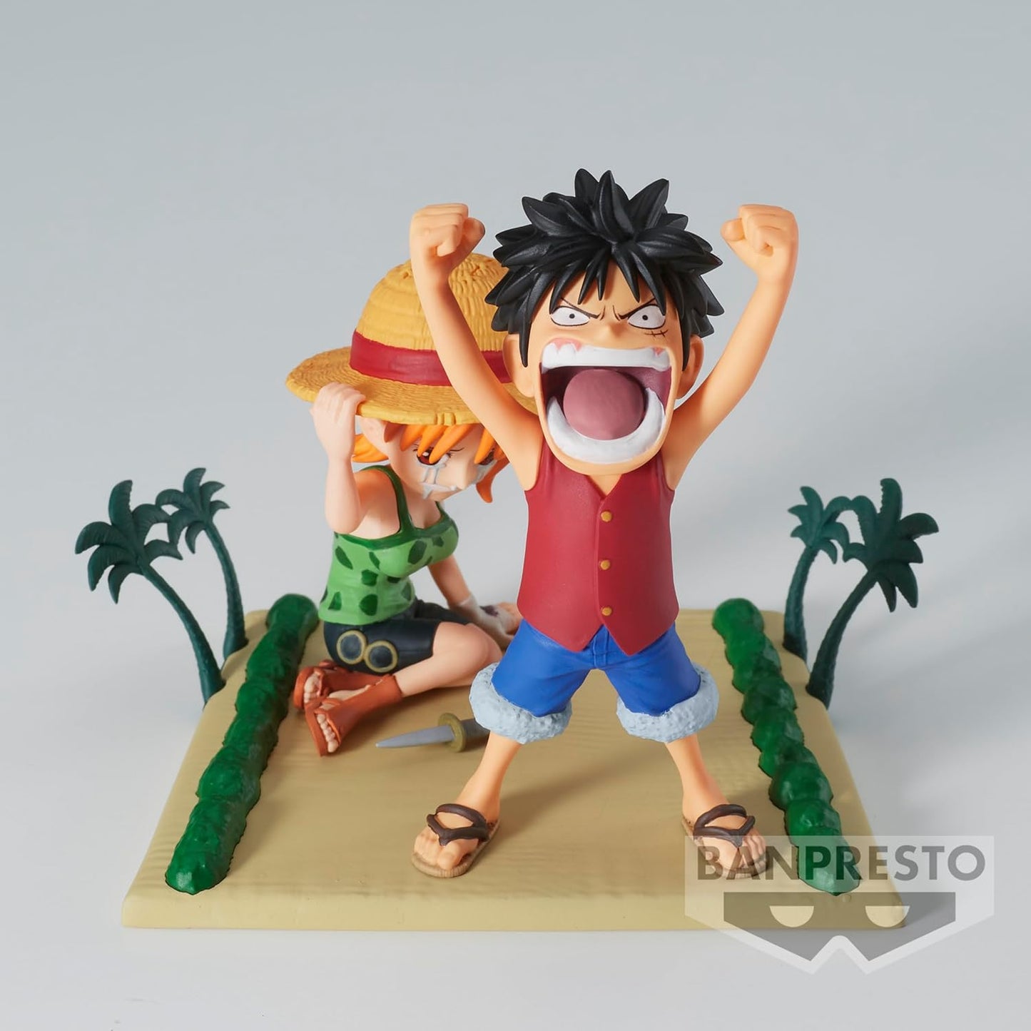 Bandai One Piece World Collectable Figure Log Stories - Monkey D. Luffy & Nami