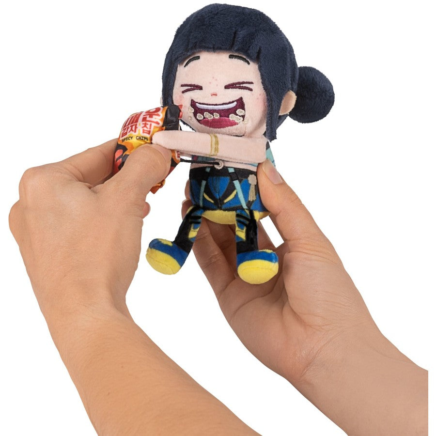 KPop Demon Hunter Retractable 4" 10cm Clip-On Plush - Zoey