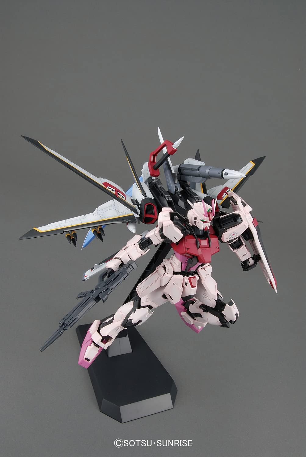 Bandai Gundam MG Strike Rouge (Ootori Unit) Ver.Rm Model Kit