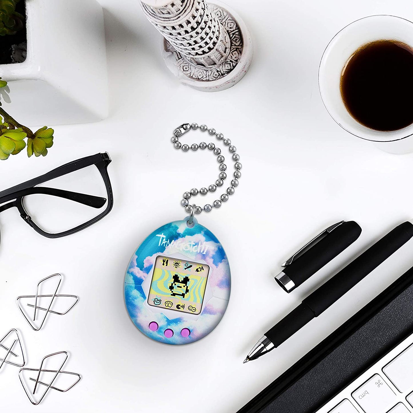Genuine Bandai Tamagotchi Gen 2 - Original Sky